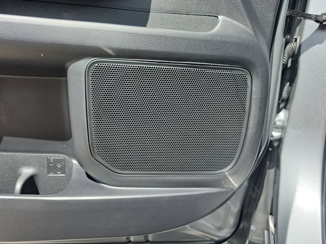Used 2026 Toyota Sienna Limited FWD image 14