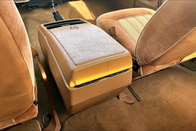 Used 1990 Chevrolet Blazer Base image 11