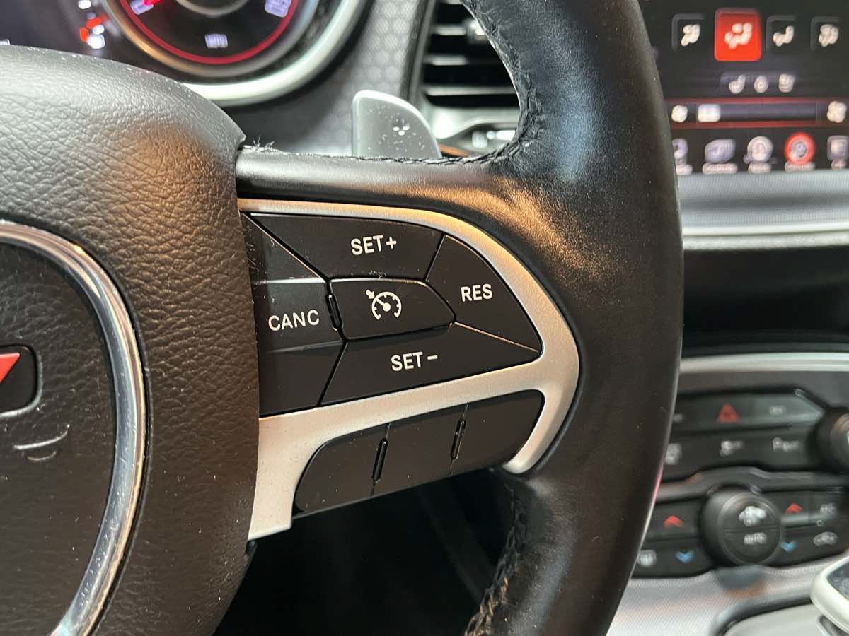 Used 2015 Dodge Challenger SXT Plus RWD image 12