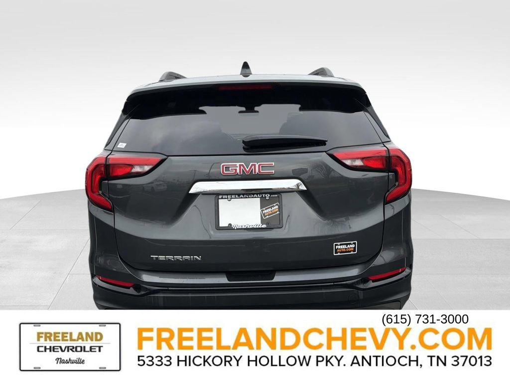 Used 2021 GMC Terrain SLE w/ Driver Convenience Package image 4