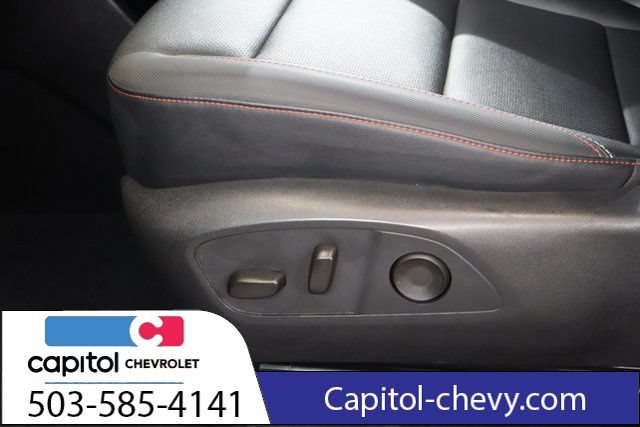 Used 2025 Chevrolet Traverse Z71 AWD/4WD image 13