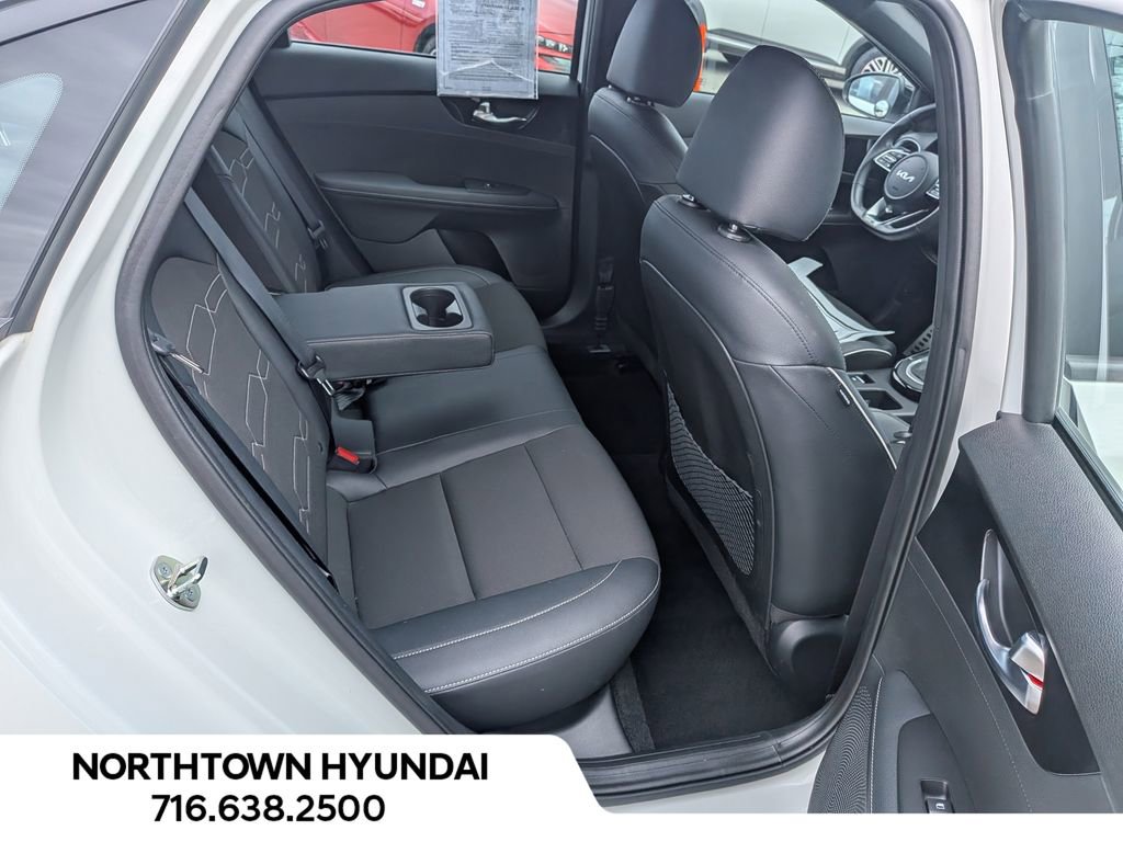 Used 2024 Kia Forte GT-Line image 35