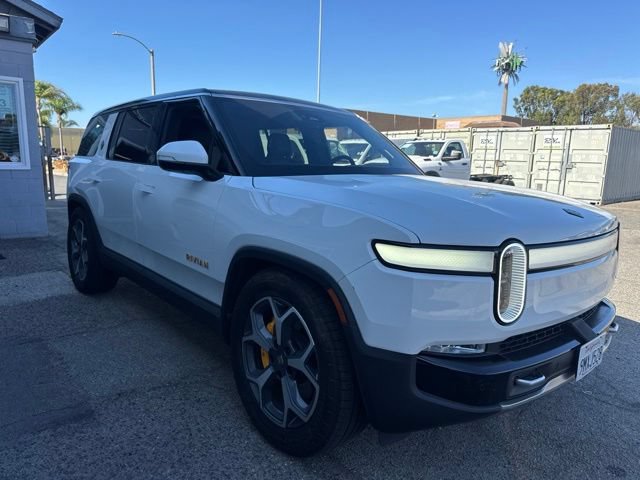 Used 2024 Rivian R1S Adventure AWD/4WD image 3