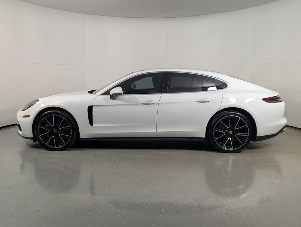 Used 2020 Porsche Panamera 4S w/ Premium Package Plus image 4