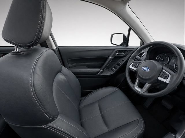 Used 2018 Subaru Forester 2.5i Touring AWD/4WD image 17