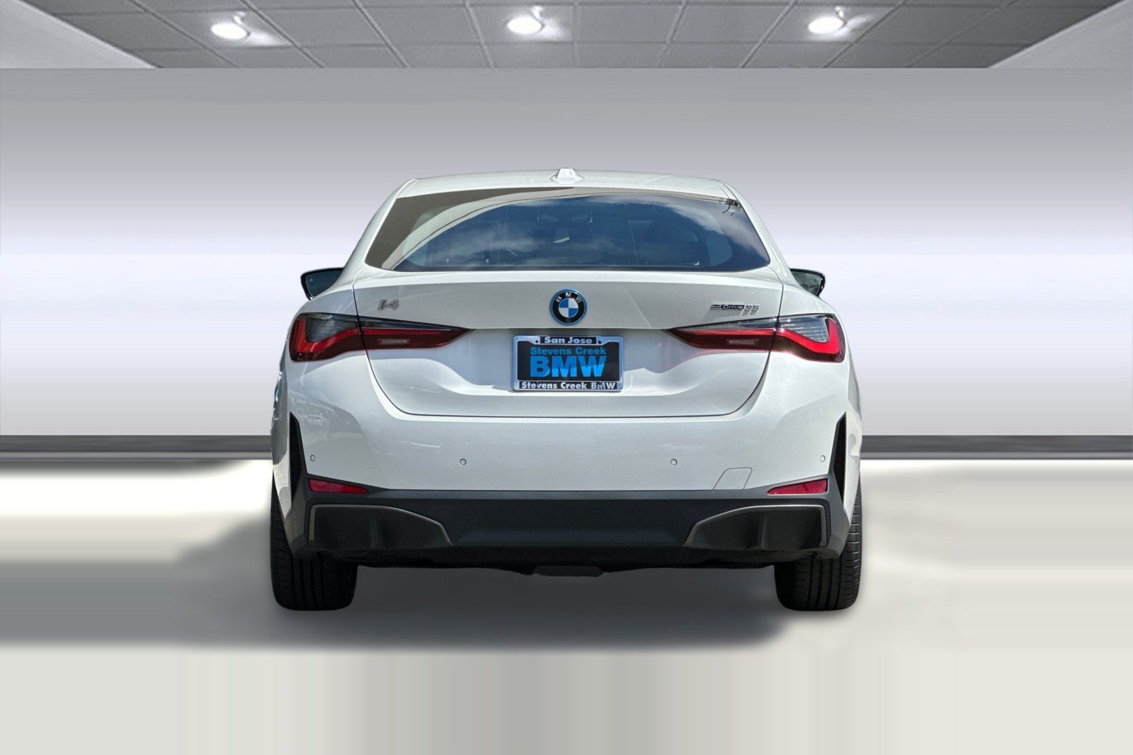 Certified 2023 BMW i4 eDrive35 RWD image 10