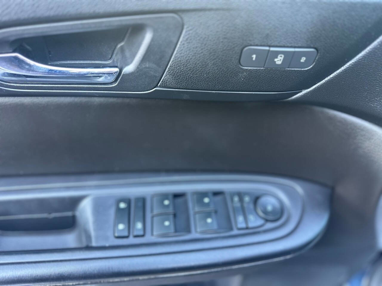 Used 2017 GMC Acadia Limited SLT image 21