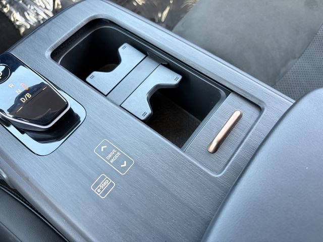 Used 2023 Nissan Ariya FWD image 18