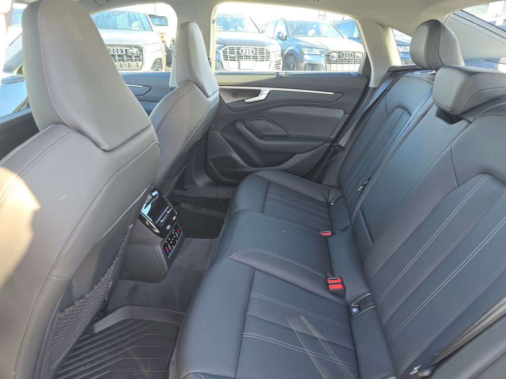 Used 2026 Audi A6 Premium Plus image 15