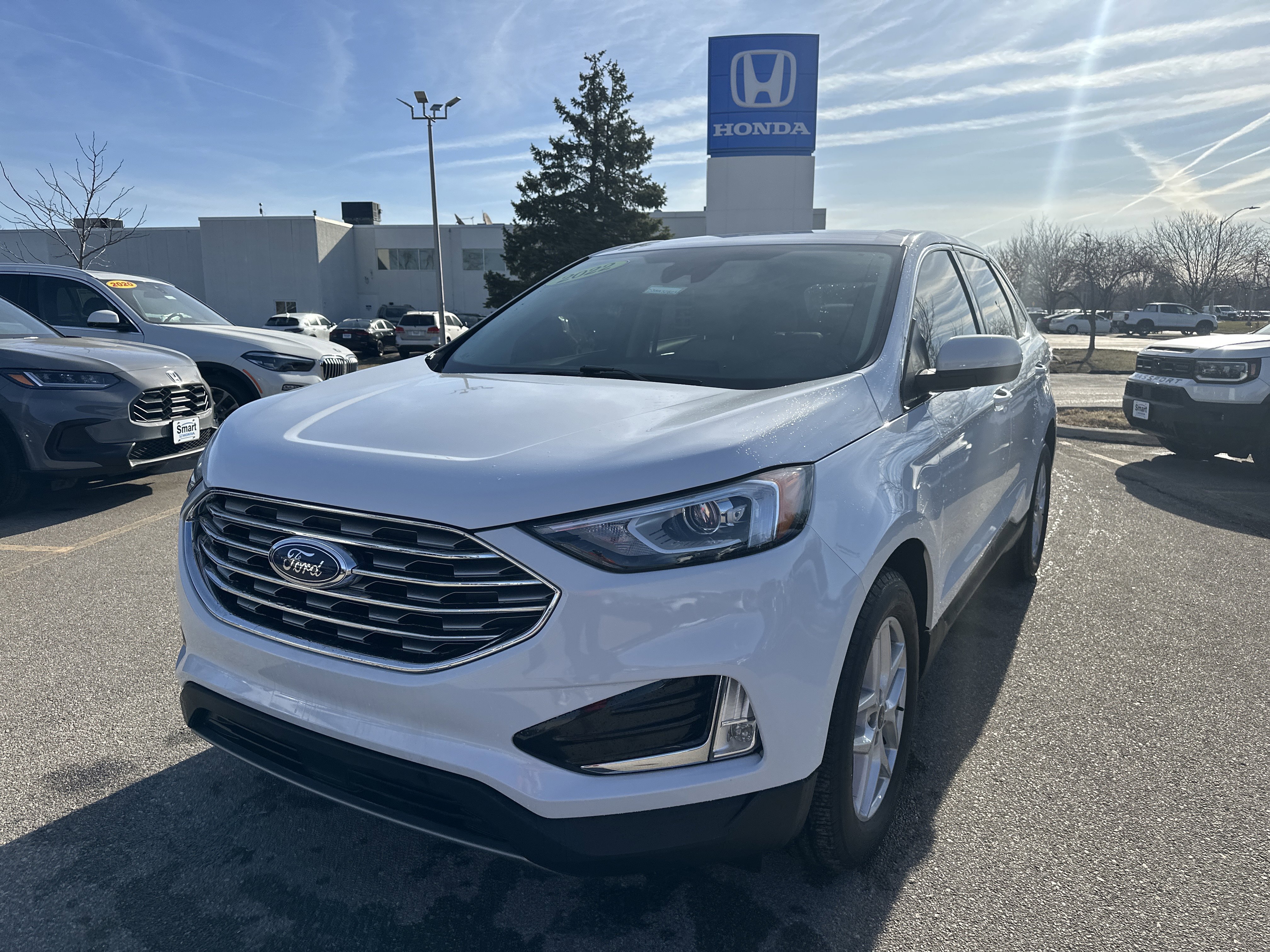 Used 2022 Ford Edge SEL w/ Convenience Package image 1