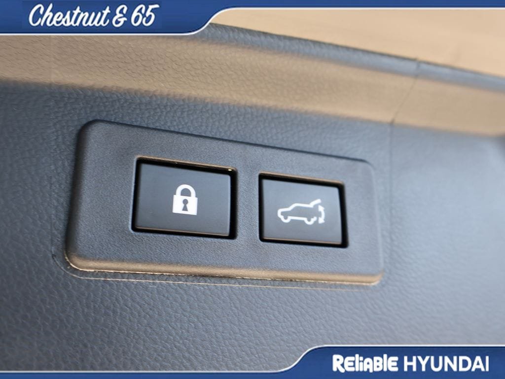 Used 2023 Subaru Outback Limited AWD/4WD image 17
