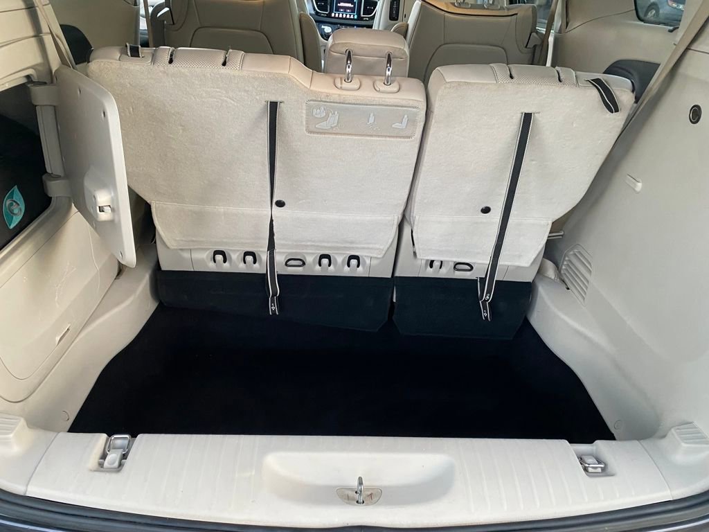 Used 2018 Chrysler Pacifica Limited w/ Advanced Safetytec Group image 11