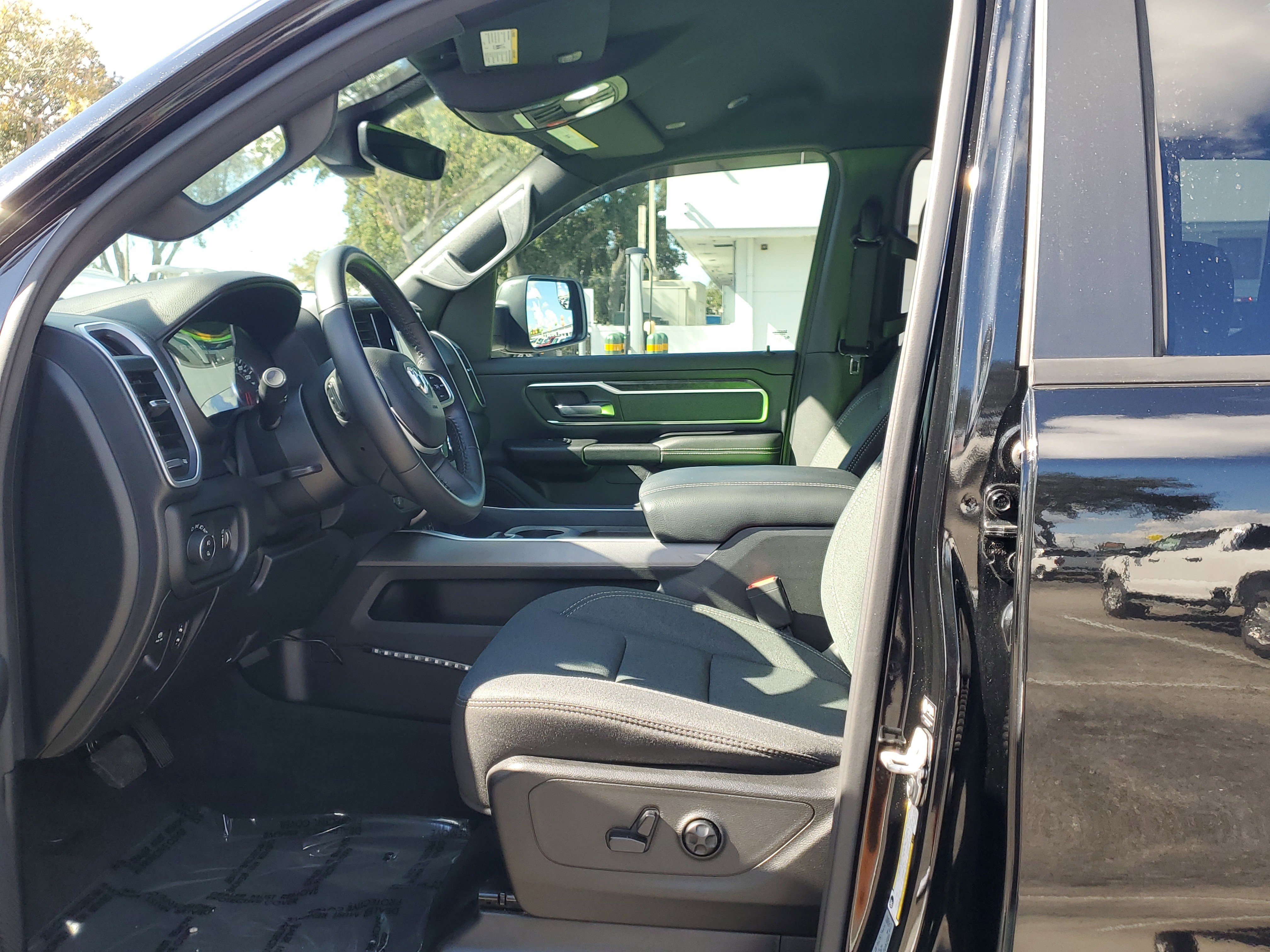 Used 2021 RAM 1500 Big Horn image 21