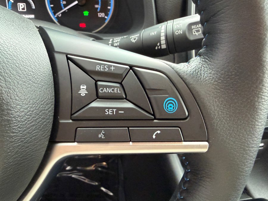 Used 2024 Nissan Leaf SV Plus image 15