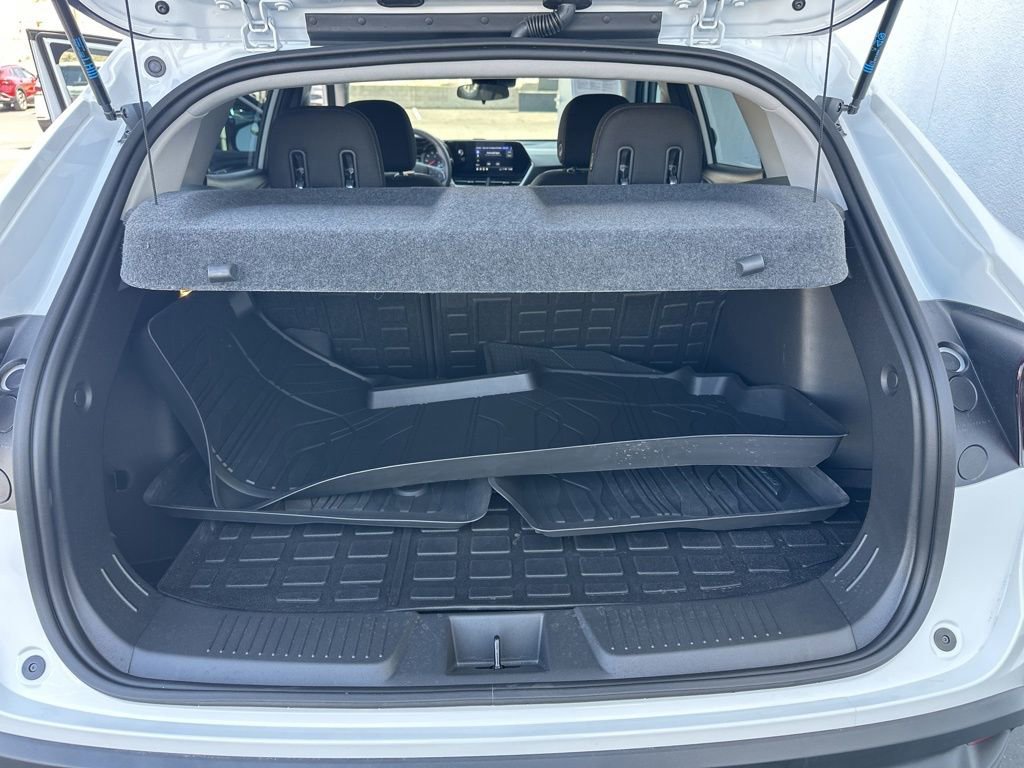 Certified 2026 Chevrolet Trax LS w/ LS Convenience Package FWD image 21