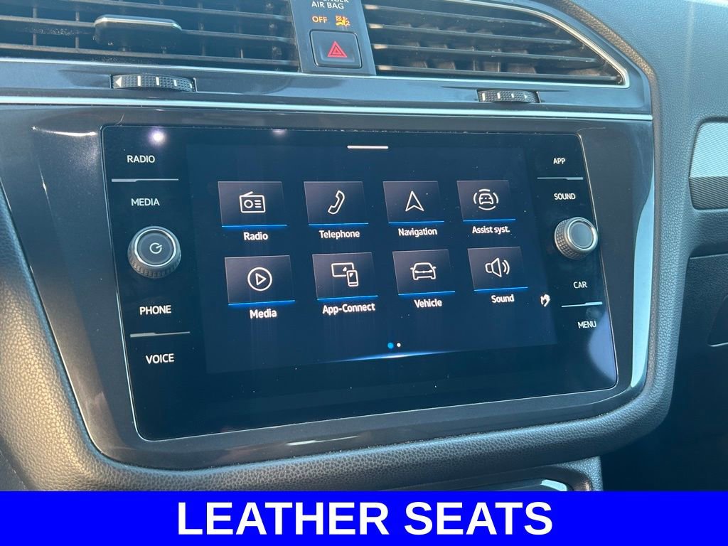 Used 2024 Volkswagen Tiguan SE image 6