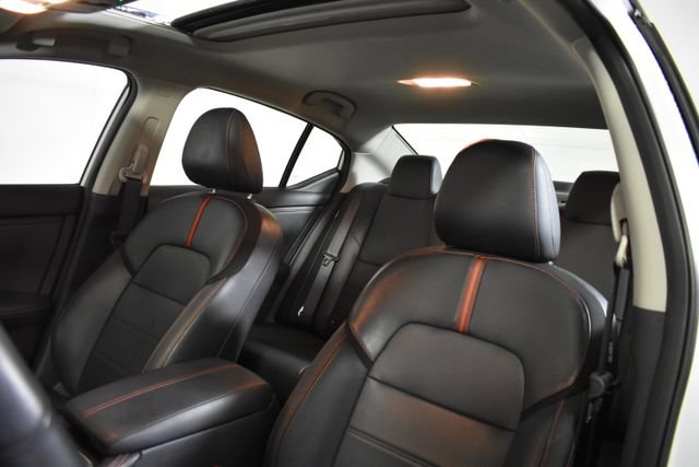 Certified 2025 Nissan Sentra SR w/ SR Premium Package FWD image 11