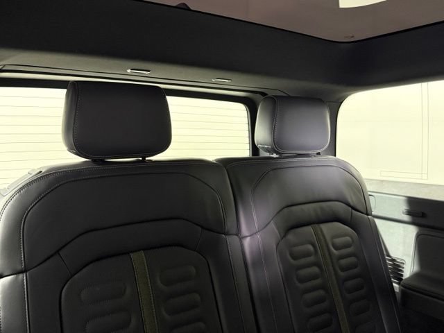 Used 2026 Rivian R1S Adventure AWD/4WD image 27