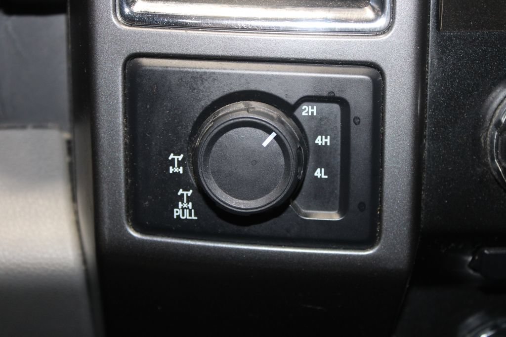Used 2016 Ford F150 XLT w/ Equipment Group 302A Luxury AWD/4WD image 42