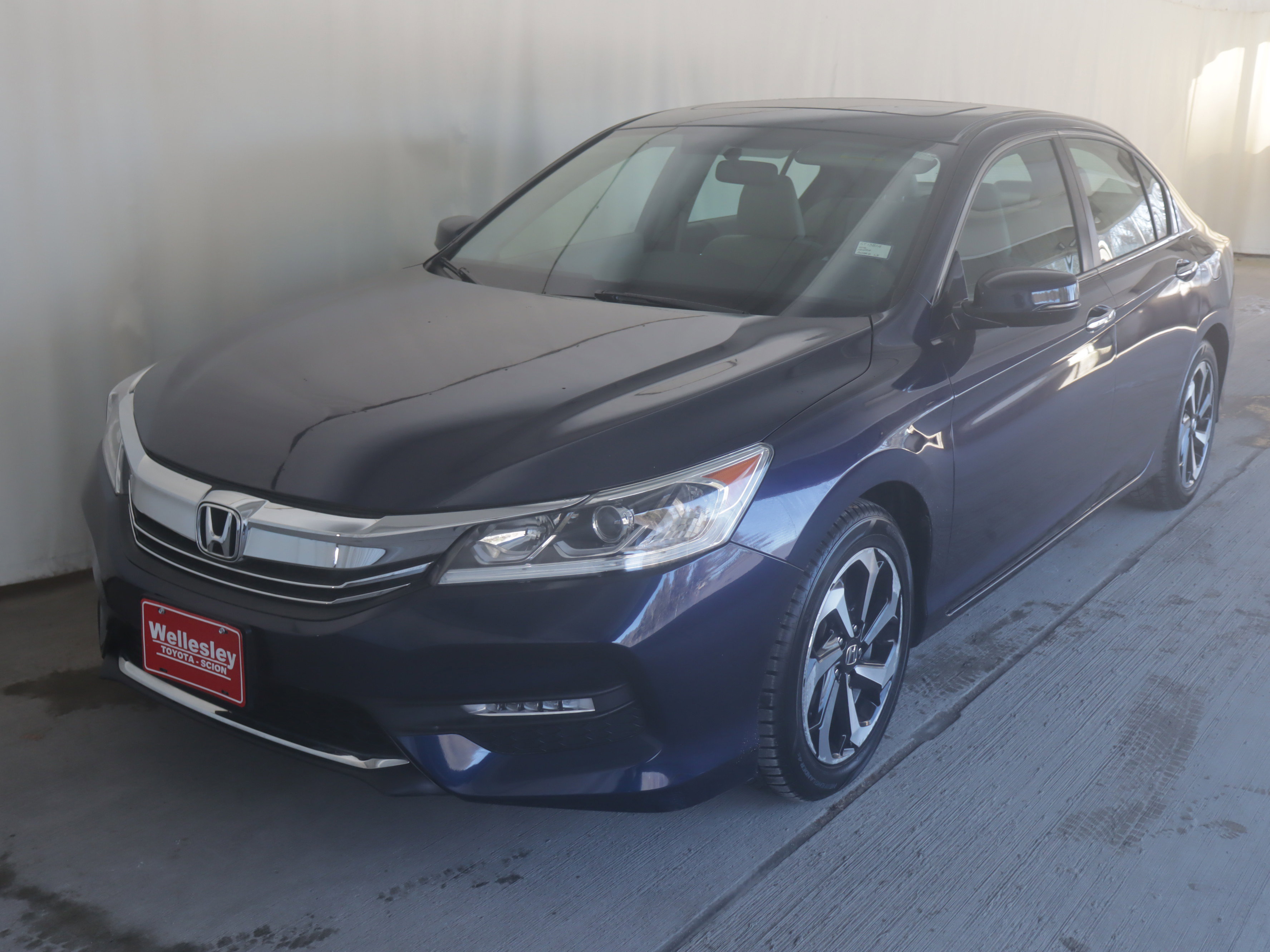 Used 2016 Honda Accord EX image 20
