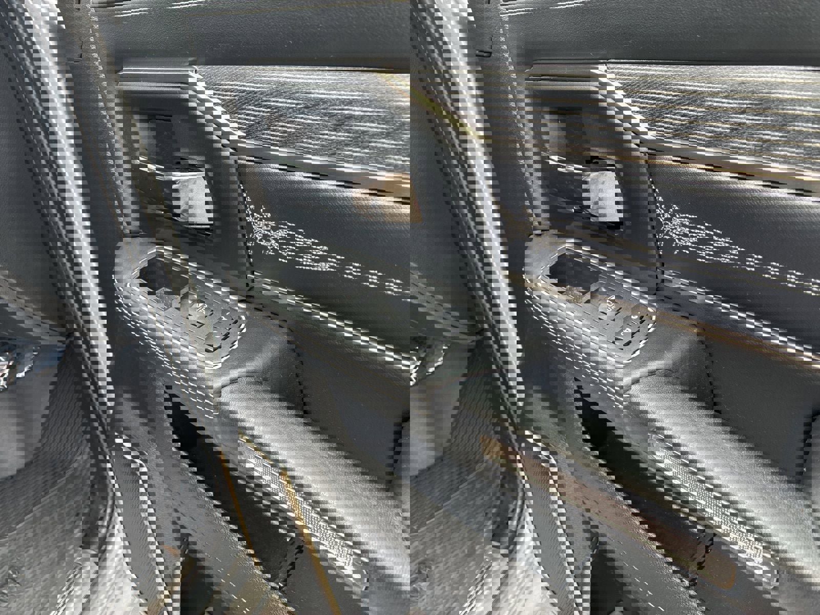 Used 2022 RAM 2500 Limited image 23