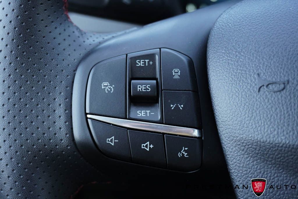 Used 2023 Ford Escape ST-Line Select w/ Tech Pack #2 image 29