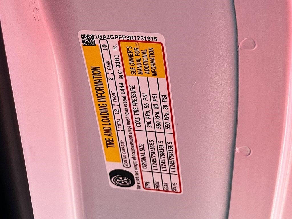 Certified 2024 Chevrolet Express 3500 LT w/ LT Preferred Equipment Group RWD image 14