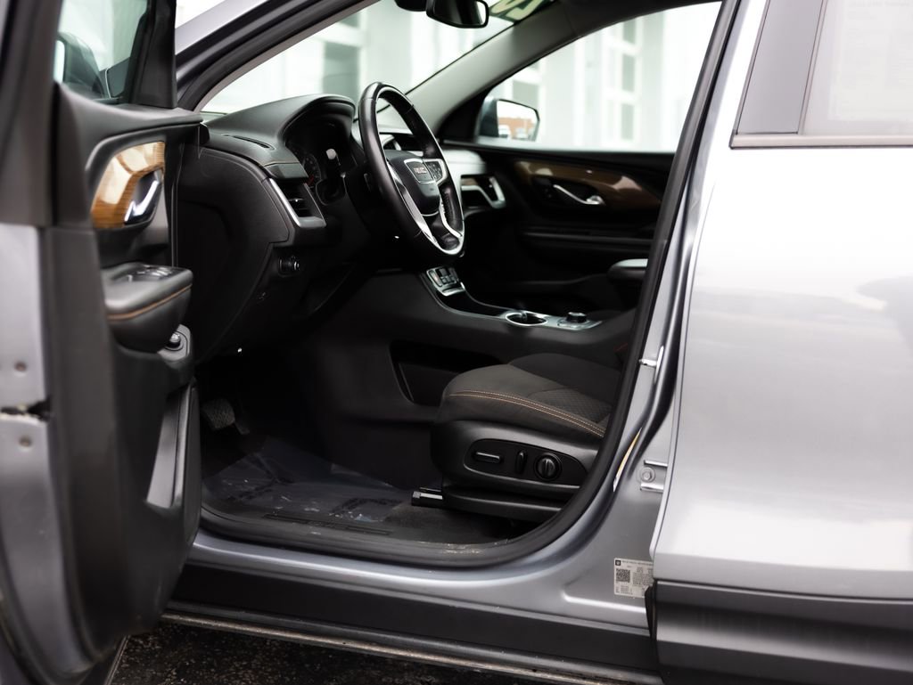Used 2020 GMC Terrain SLE w/ Driver Convenience Package AWD/4WD image 26