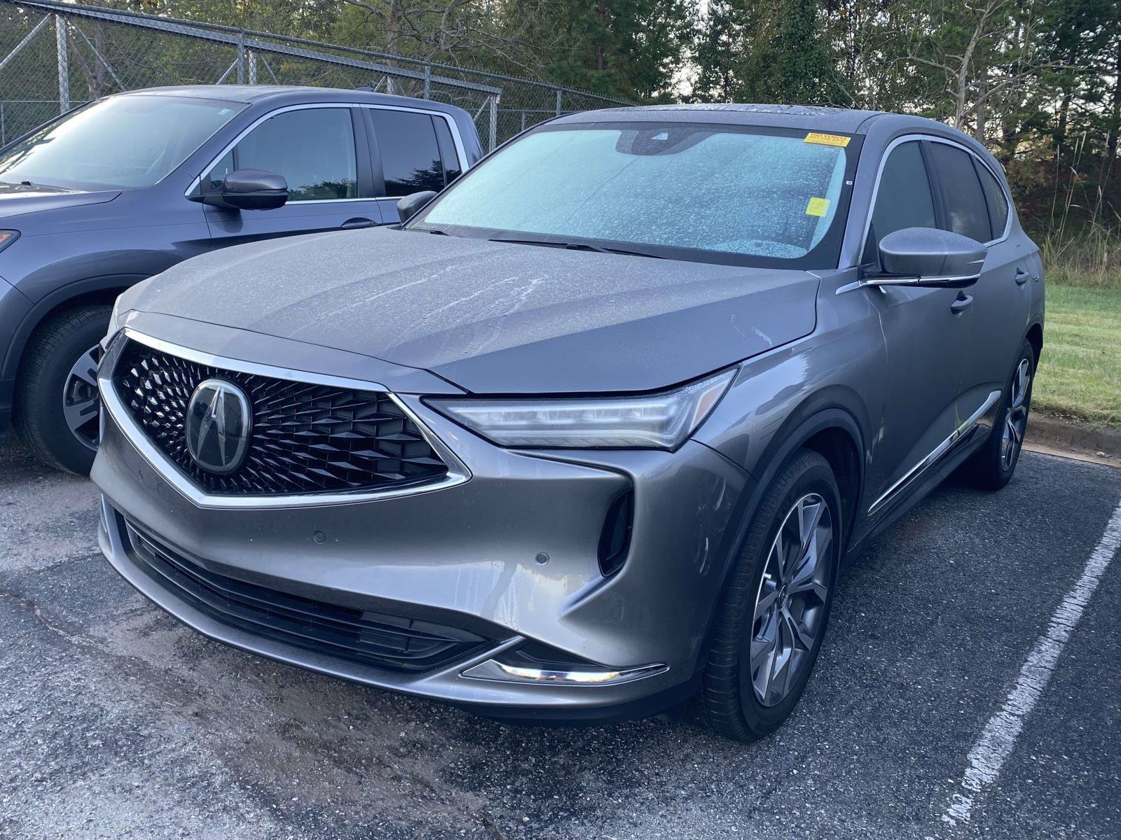 Used 2023 Acura MDX w/ Technology Package FWD image 3
