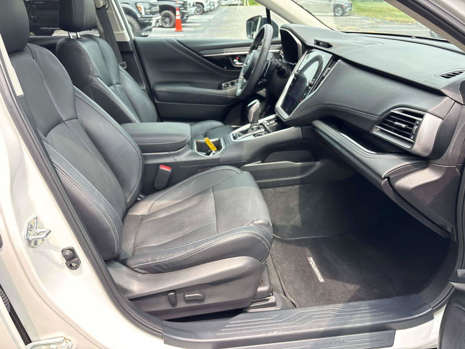 Used 2023 Subaru Outback Touring AWD/4WD image 18