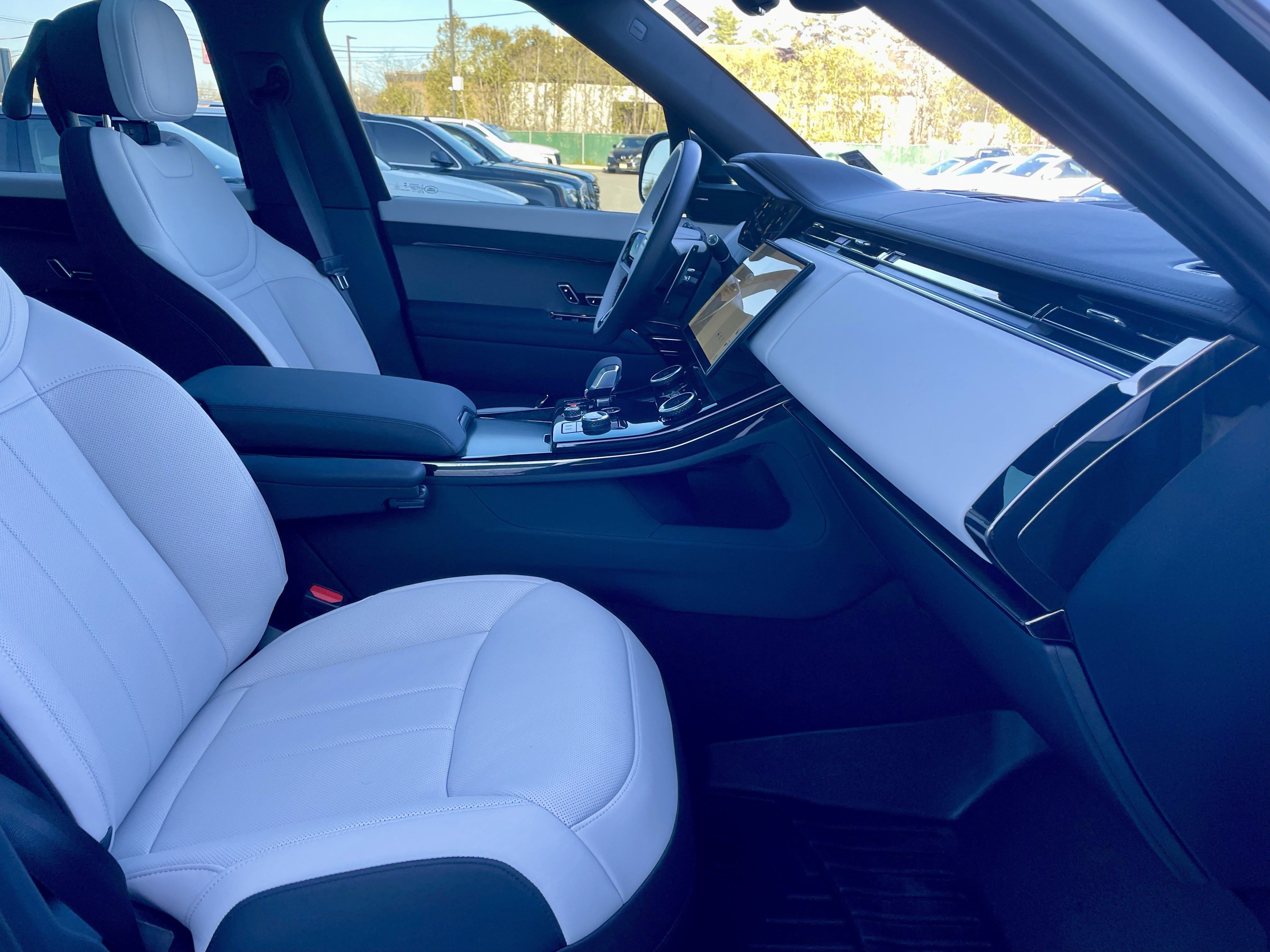 Certified 2023 Land Rover Range Rover Sport SE Dynamic image 15