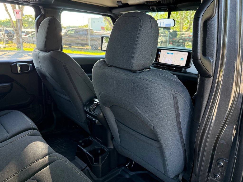 Used 2026 Jeep Wrangler Unlimited Sport AWD/4WD image 34