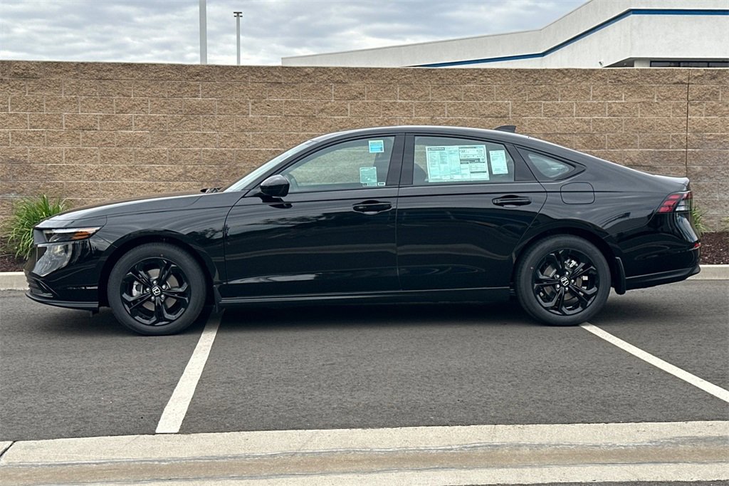 New 2025 Honda Accord SE image 7