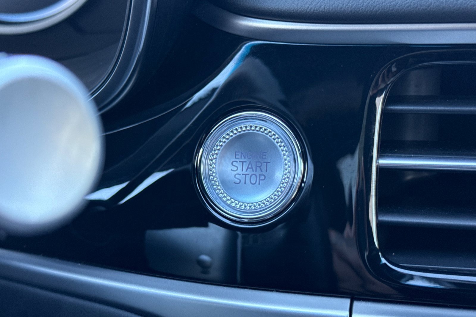 Used 2025 Genesis G70 3.3T Advanced w/ Sport Prestige Package image 23