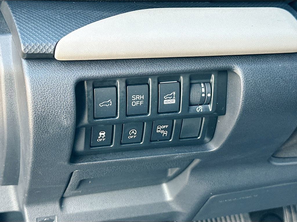 Used 2024 Subaru Forester Limited image 10