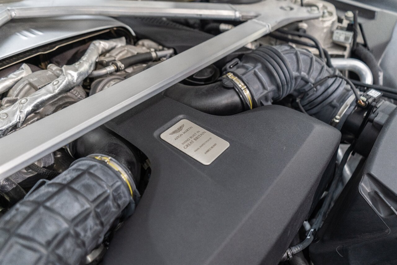 Used 2023 Aston Martin V8 Vantage Coupe RWD image 45