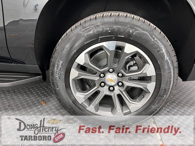 New 2026 Chevrolet Suburban LT w/ Comfort Package image 25