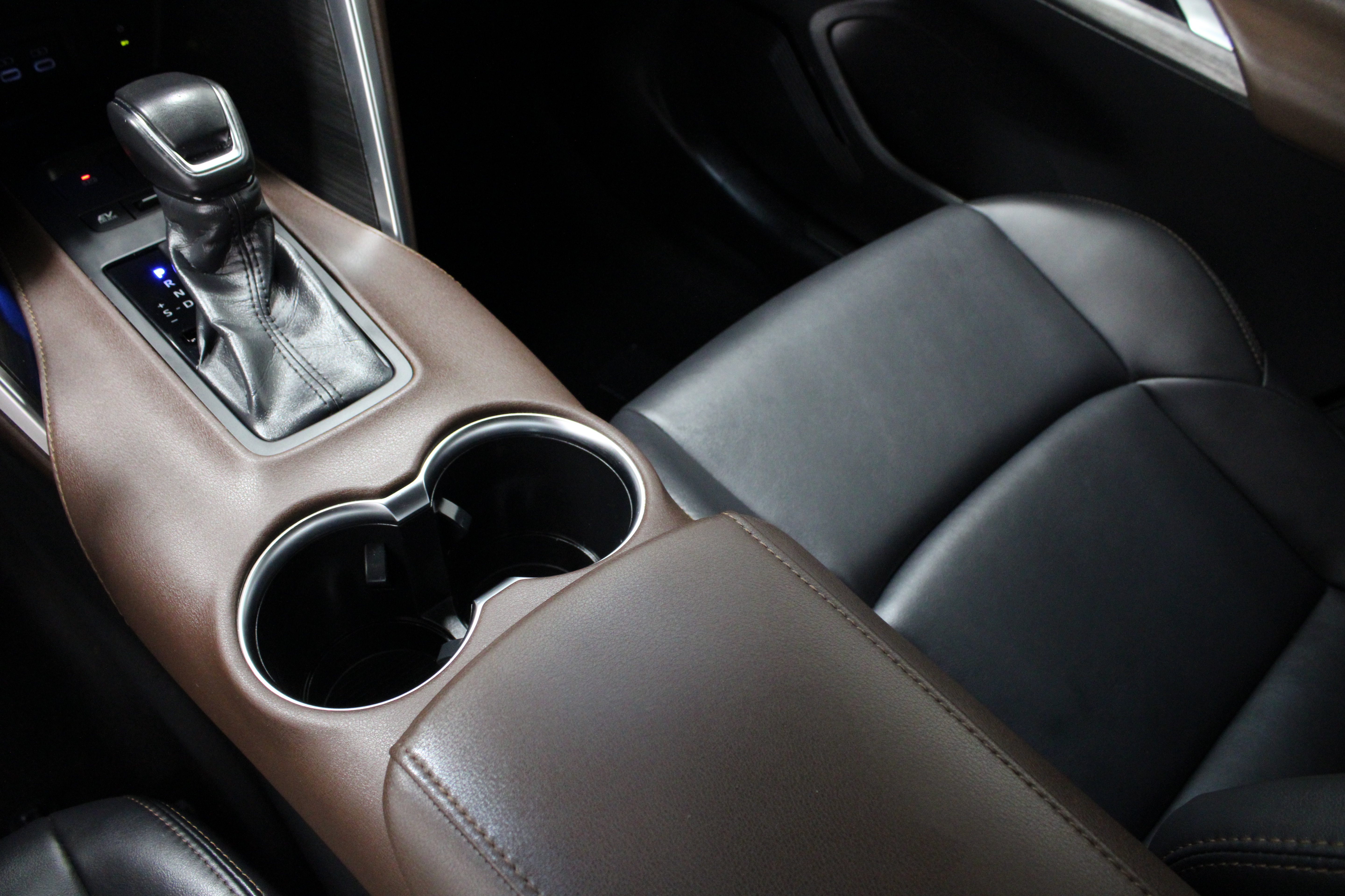 Certified 2024 Toyota Venza XLE AWD/4WD image 17
