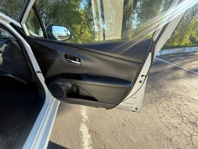 Used 2020 Toyota Prius Prime LE image 9