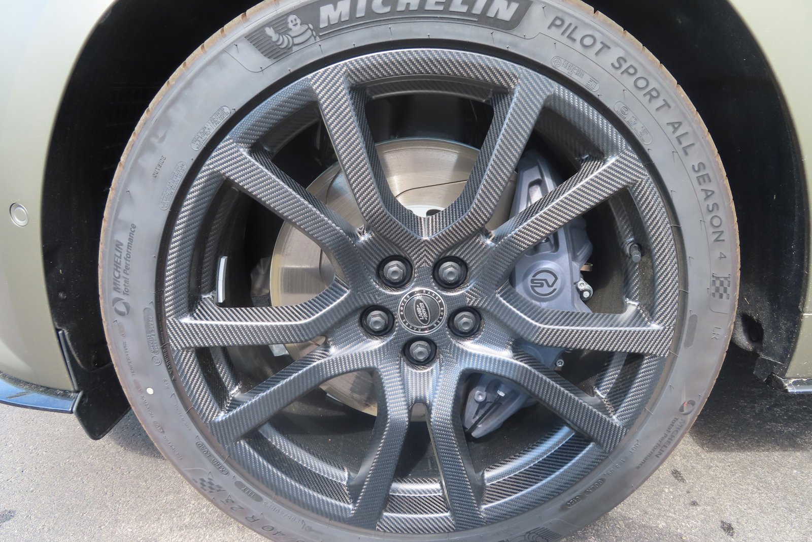 New 2024 Land Rover Range Rover Sport SV Edition One Carbon Bronze image 11