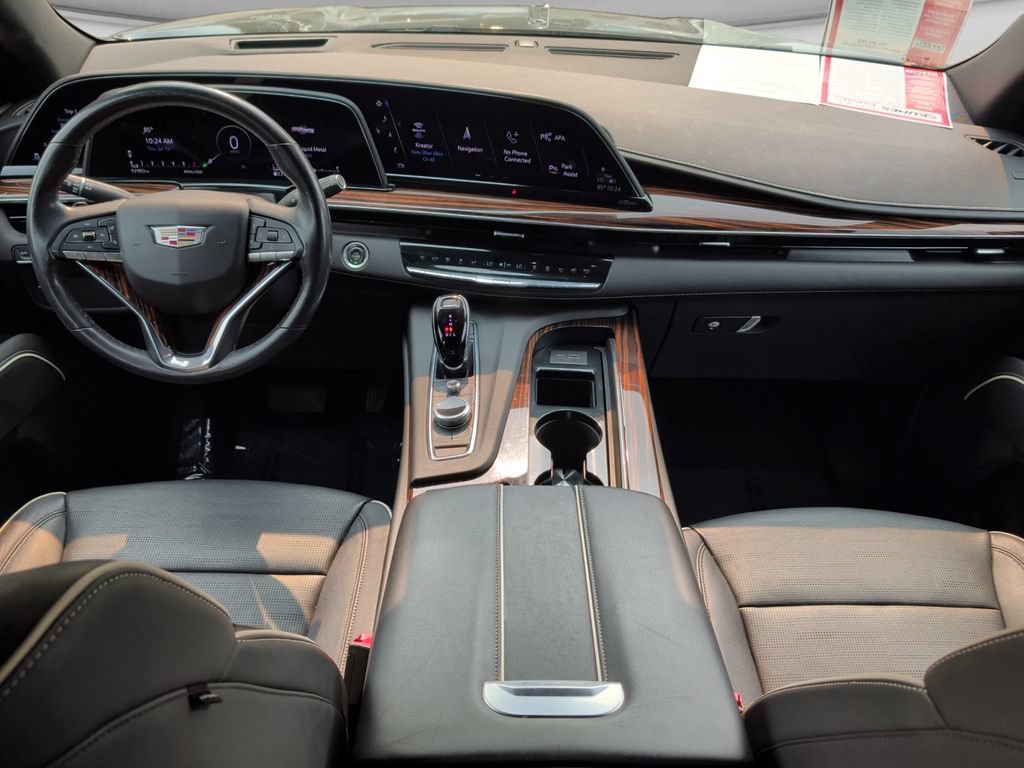 Used 2021 Cadillac Escalade Premium Luxury AWD/4WD image 18