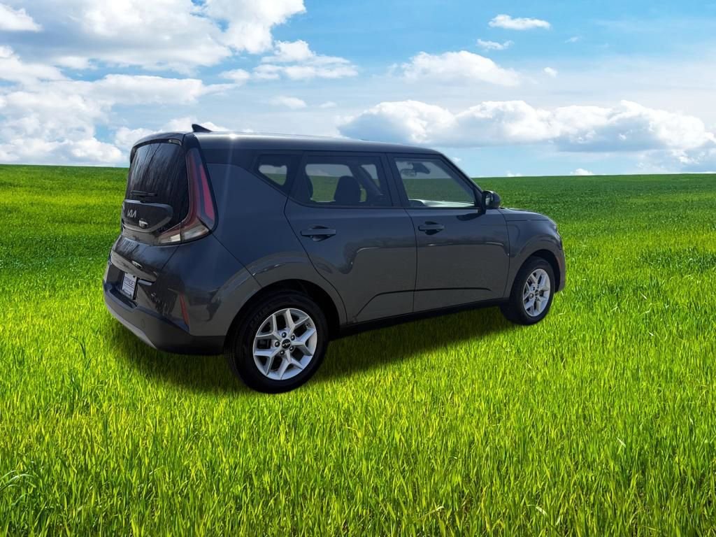 Used 2024 Kia Soul LX w/ Option Group 015 image 5