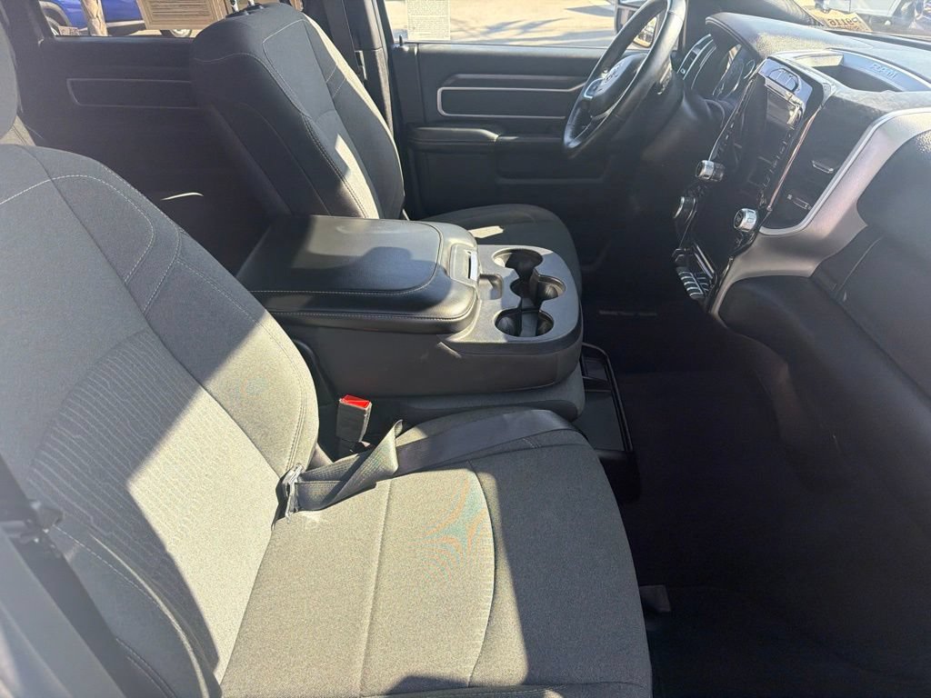 Used 2024 RAM 2500 Big Horn w/ Sport Appearance Package AWD/4WD image 11