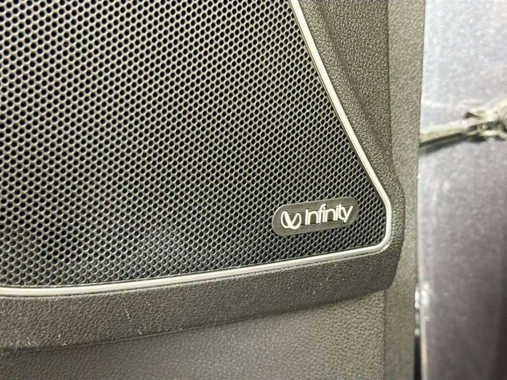 Used 2016 Kia Sorento SX w/ SXL Technology Package image 24