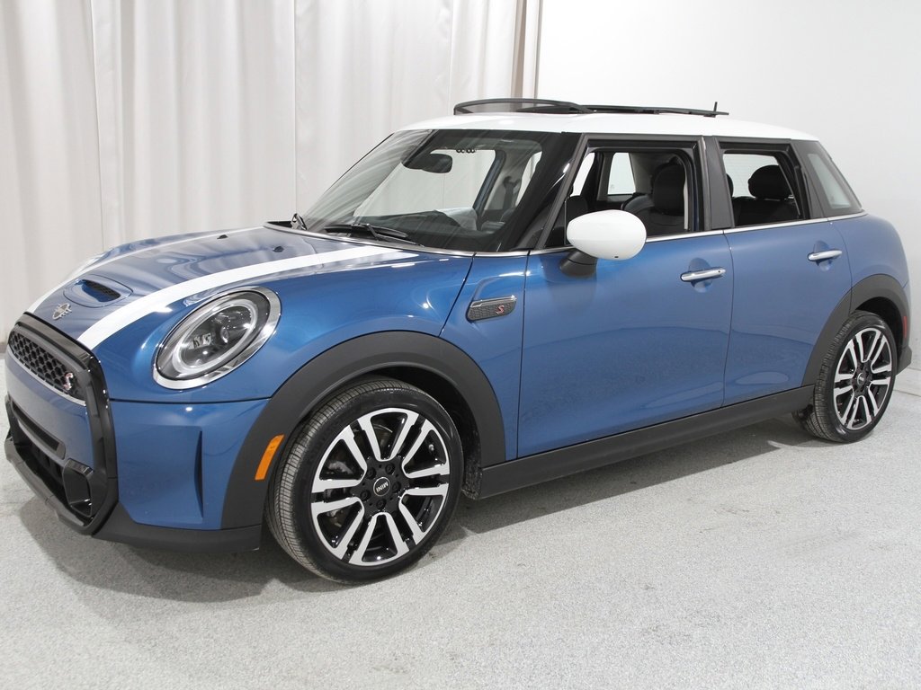 Certified 2024 MINI Cooper S image 3