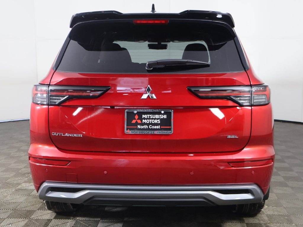 New 2026 Mitsubishi Outlander SEL FWD image 18