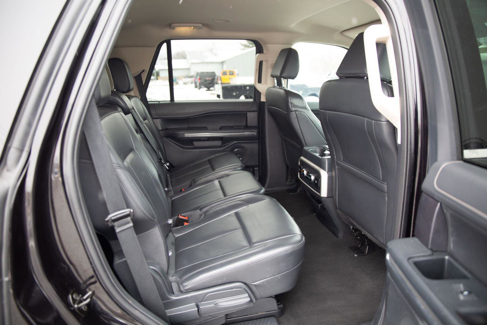Used 2024 Ford Expedition XLT image 17