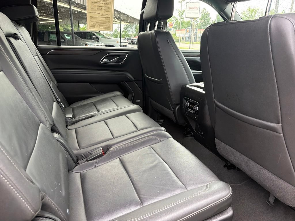 Used 2024 Chevrolet Suburban LT AWD/4WD image 20