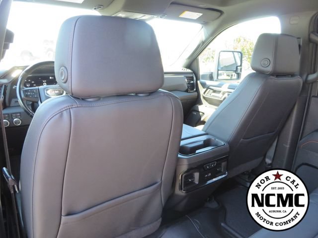 Used 2025 GMC Sierra 2500 AT4 AWD/4WD image 43
