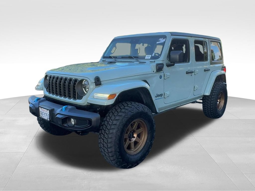 Used 2024 Jeep Wrangler Unlimited w/ LED Headlamp & Fog Lamp Group